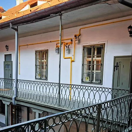 Apartment House Seven