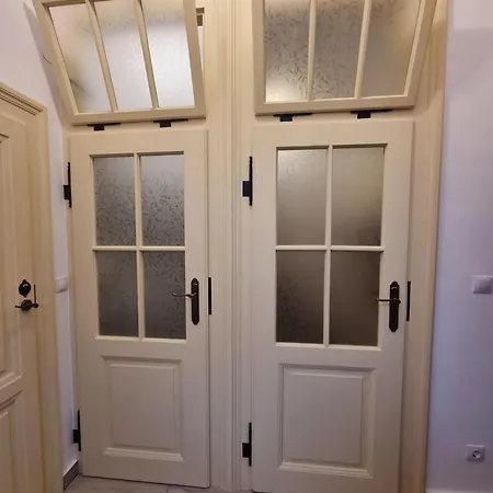 House Seven Apartment